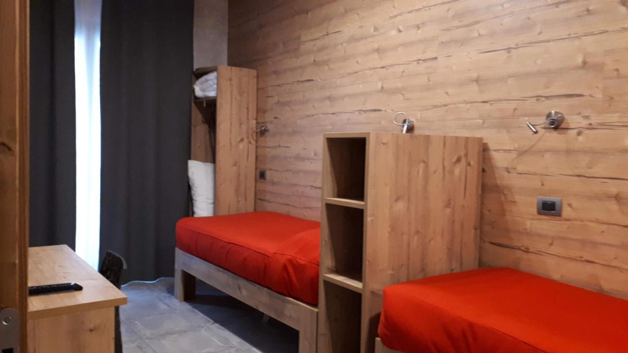 Bed & , Corte Rossa -1 Min Walk To Bernina Express Hotel 2*