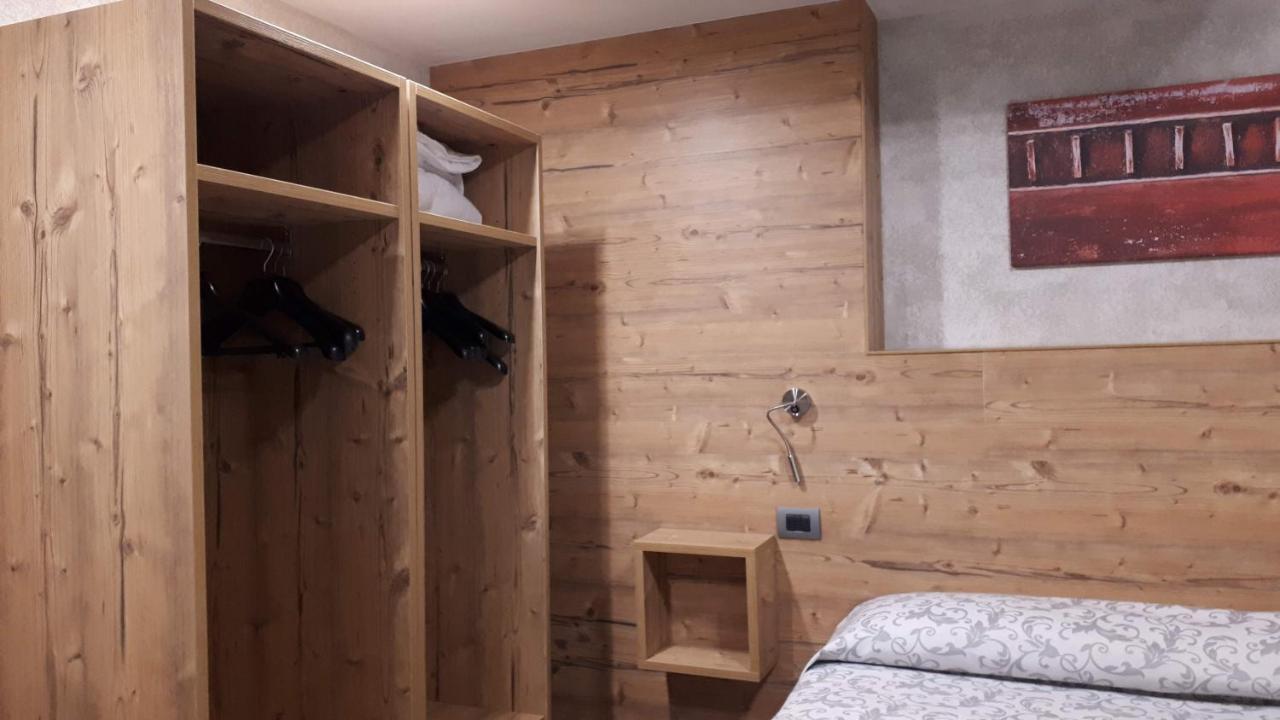 Bed & , Corte Rossa -1 Min Walk To Bernina Express Tirano