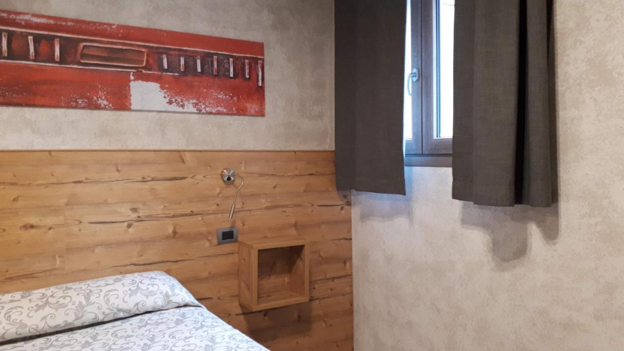 Bed & , Corte Rossa -1 Min Walk To Bernina Express 2* Tirano