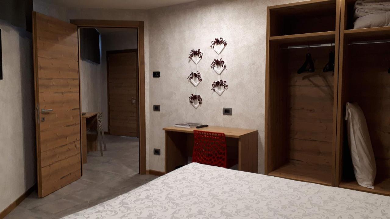 Bed & , Corte Rossa -1 Min Walk To Bernina Express 2*