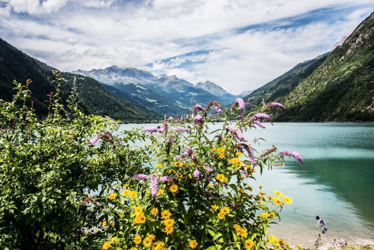 Hotel Bed & , Corte Rossa -1 Min Walk To Bernina Express Tirano