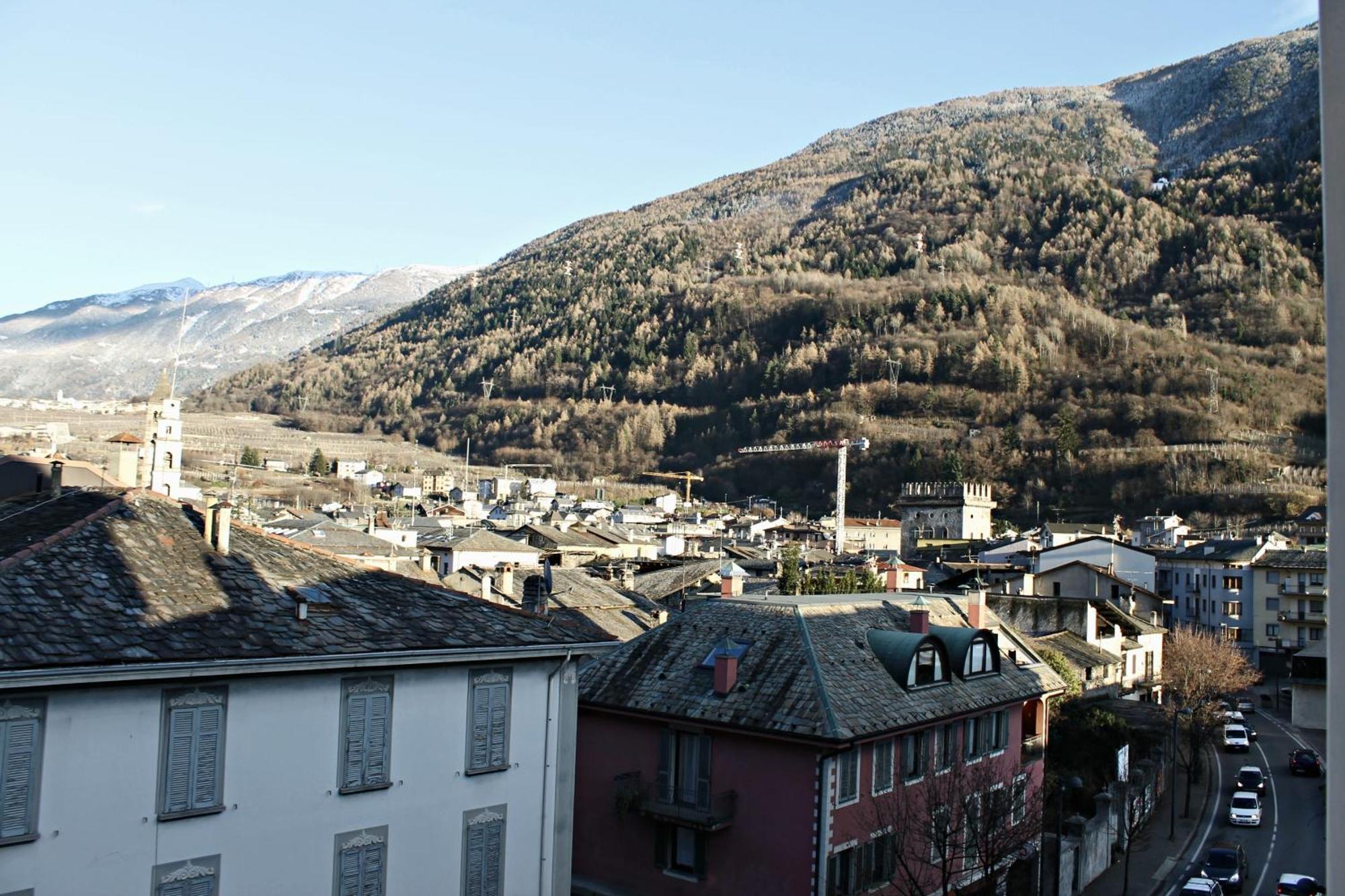 Bed & , Corte Rossa -1 Min Walk To Bernina Express 2*