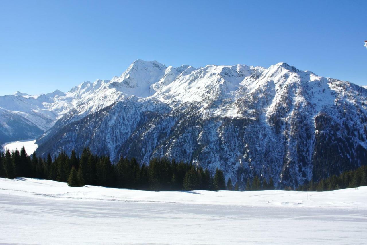 Bed & , Corte Rossa -1 Min Walk To Bernina Express 2*